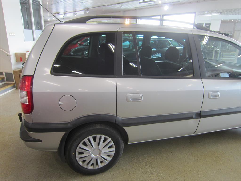 Opel Zafira 2003