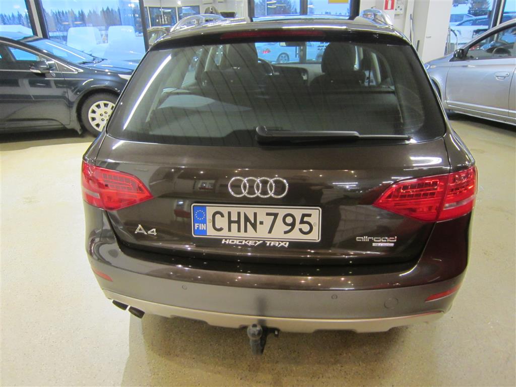 Audi A4 allroad quattro 2010