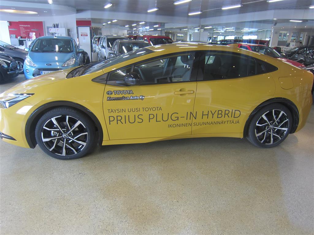 Toyota Prius Plug-in 2023