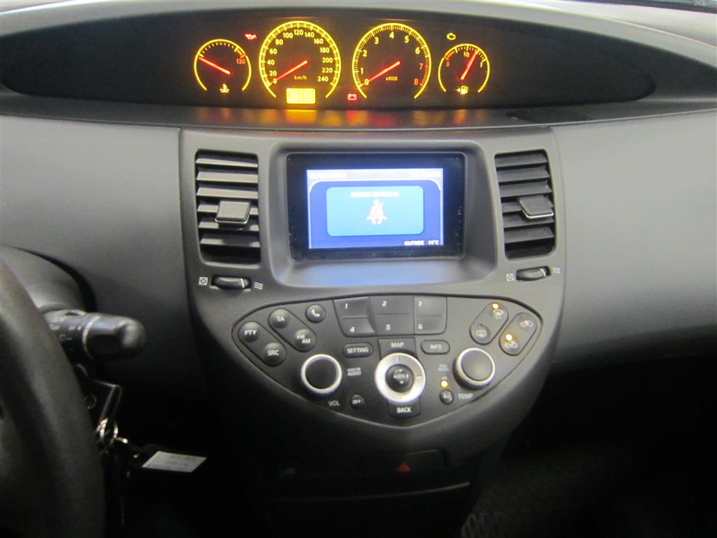 Nissan Primera 2005