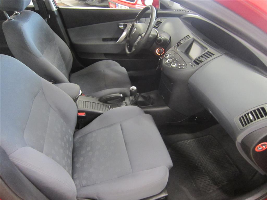 Nissan Primera 2005