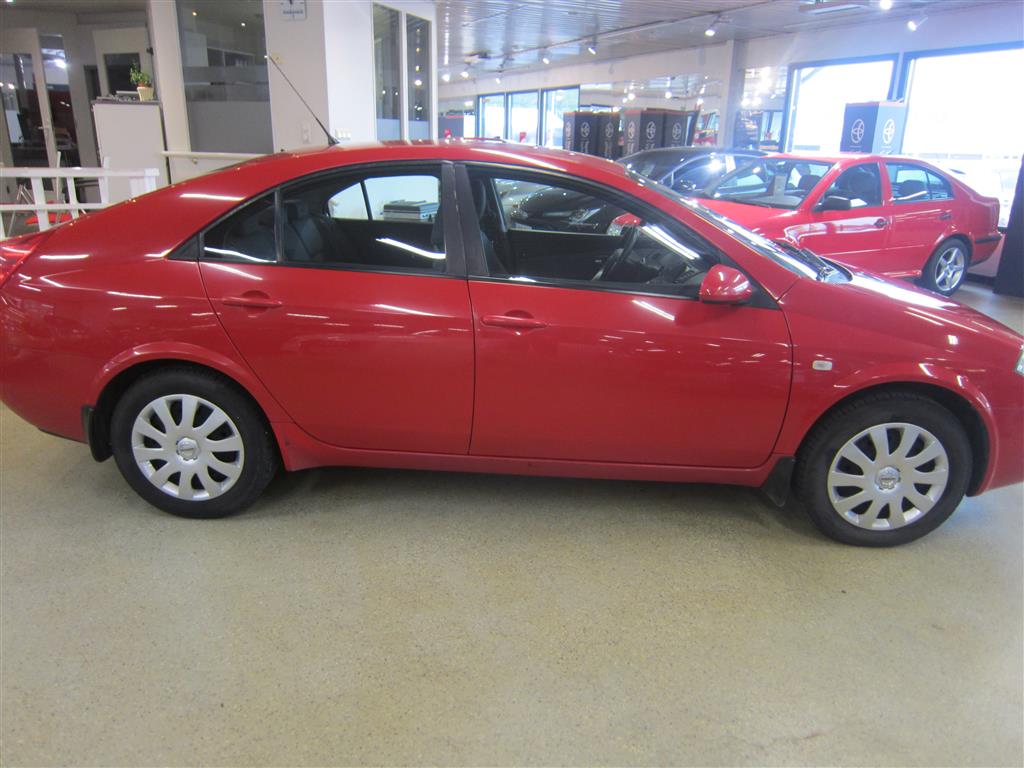 Nissan Primera 2005