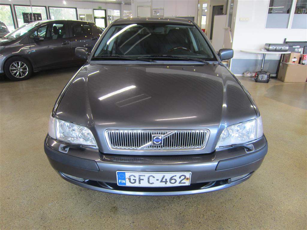 Volvo S40 2002