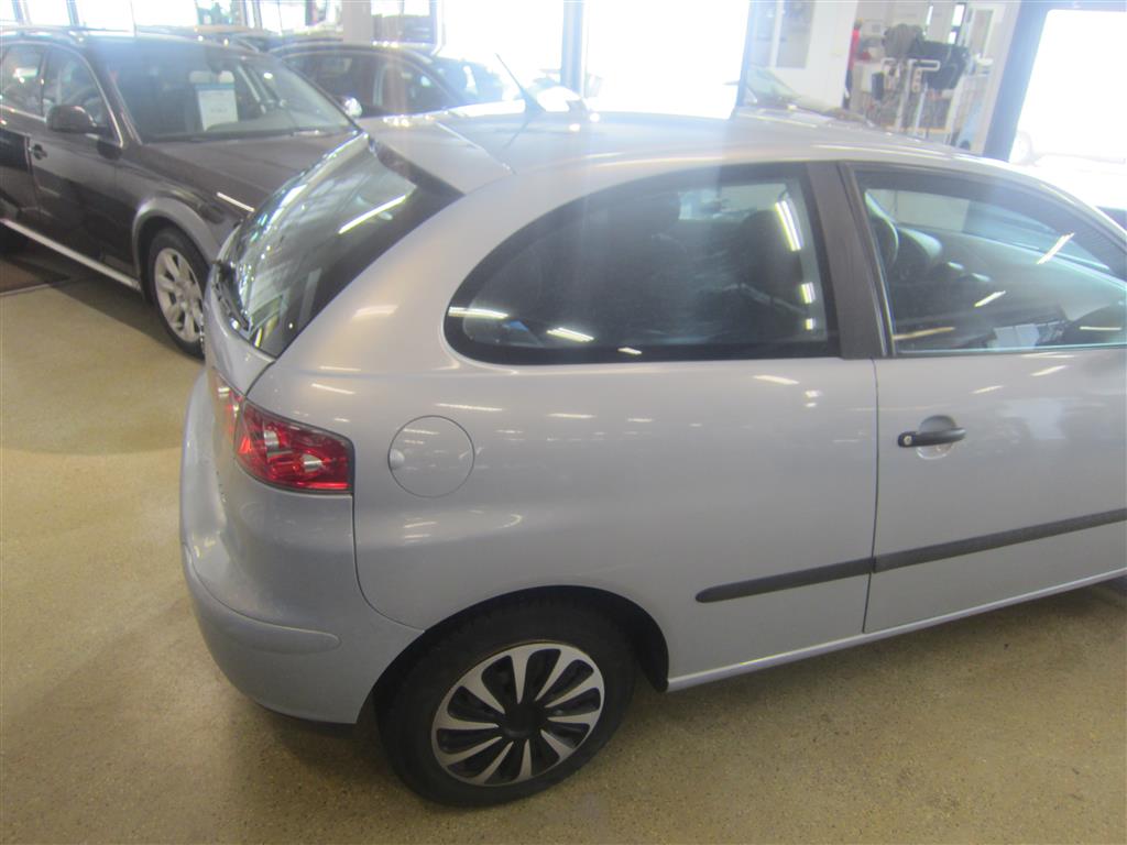 Seat Ibiza 2003