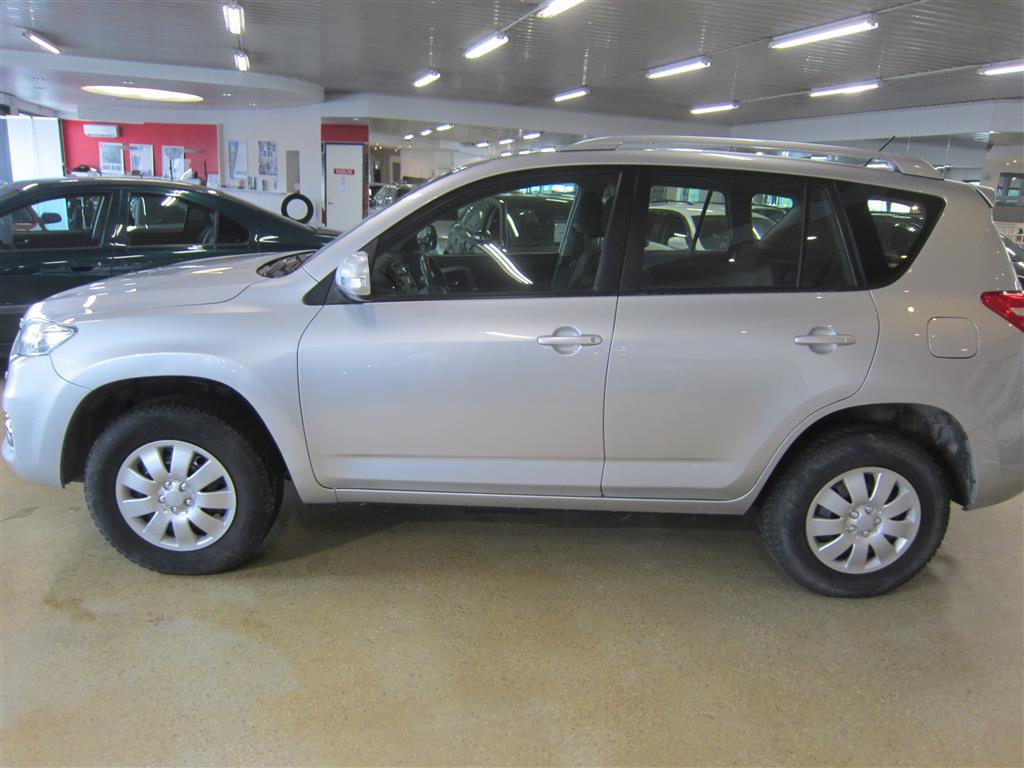 Toyota RAV4 2010