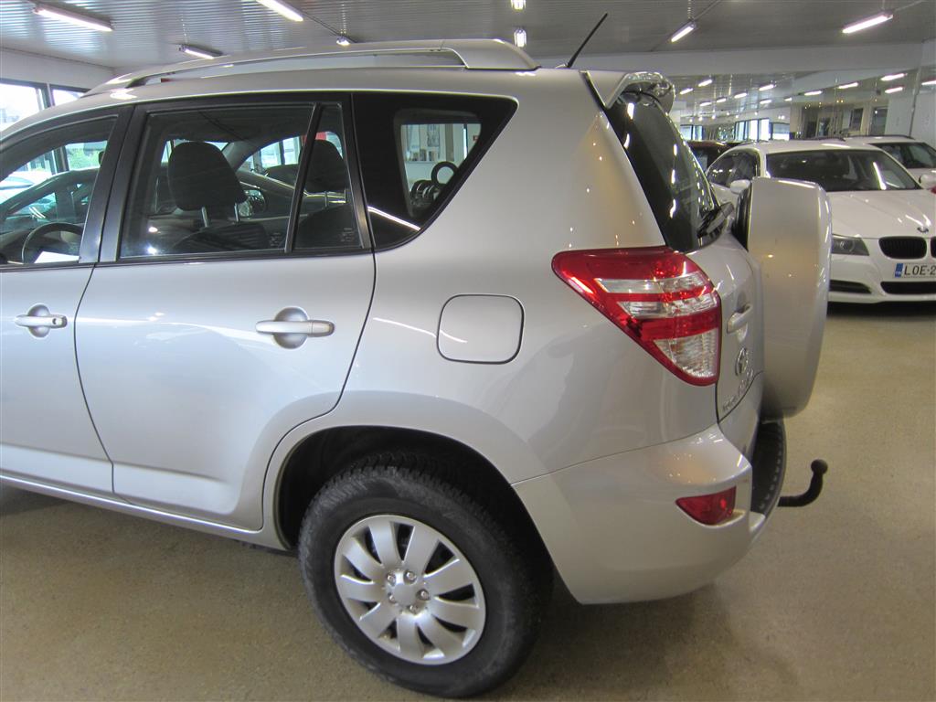 Toyota RAV4 2010