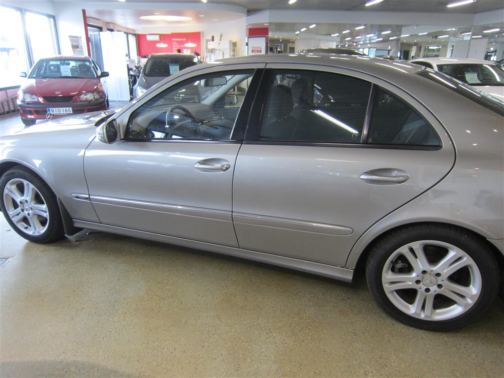 Mercedes-Benz E 2007