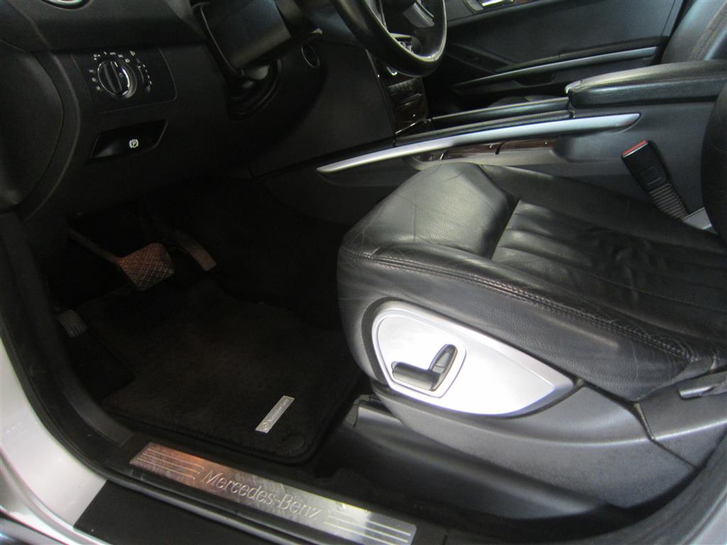 Mercedes-Benz ML 2006