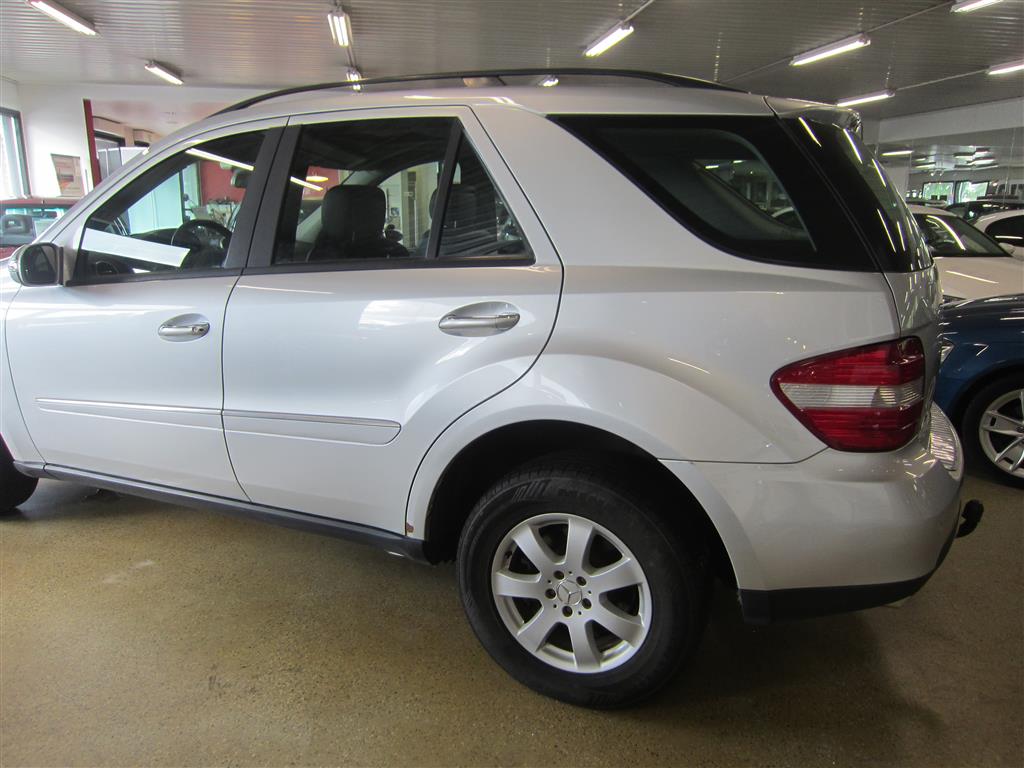Mercedes-Benz ML 2006