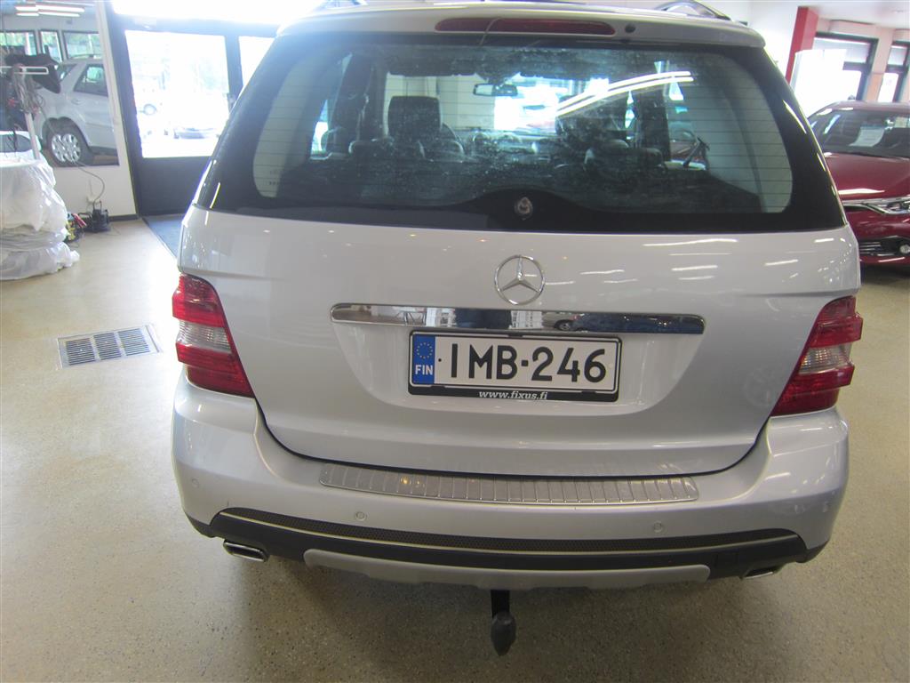 Mercedes-Benz ML 2006