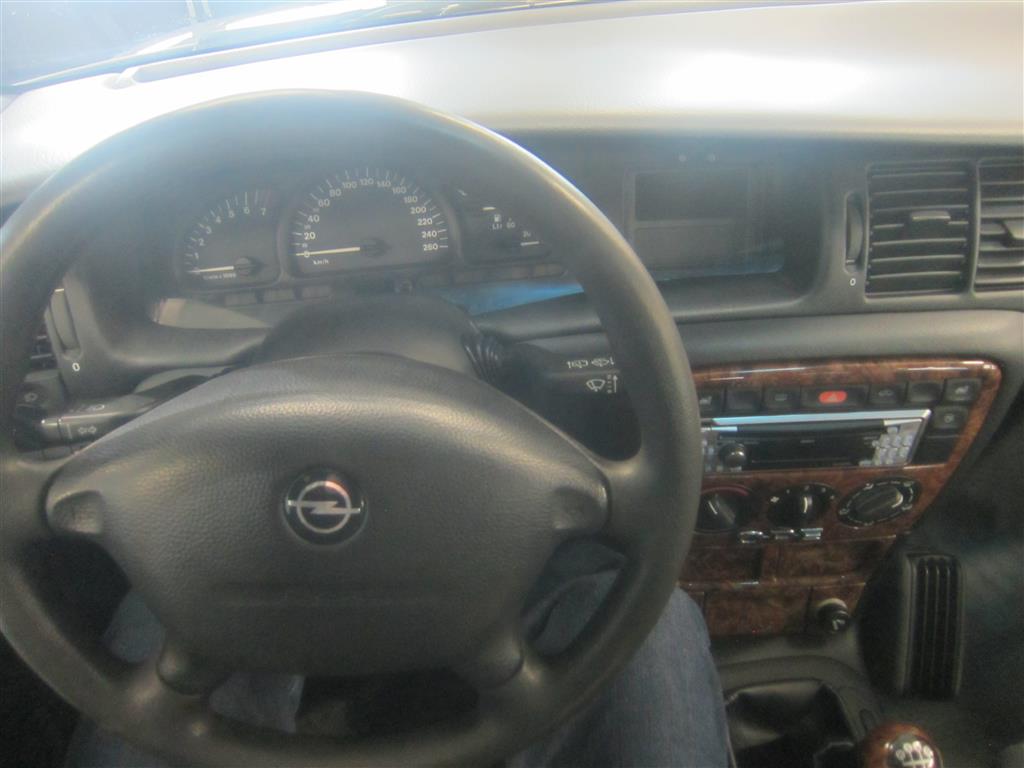 Opel Vectra 1998