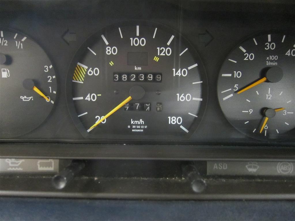 Mercedes-Benz 190 1990