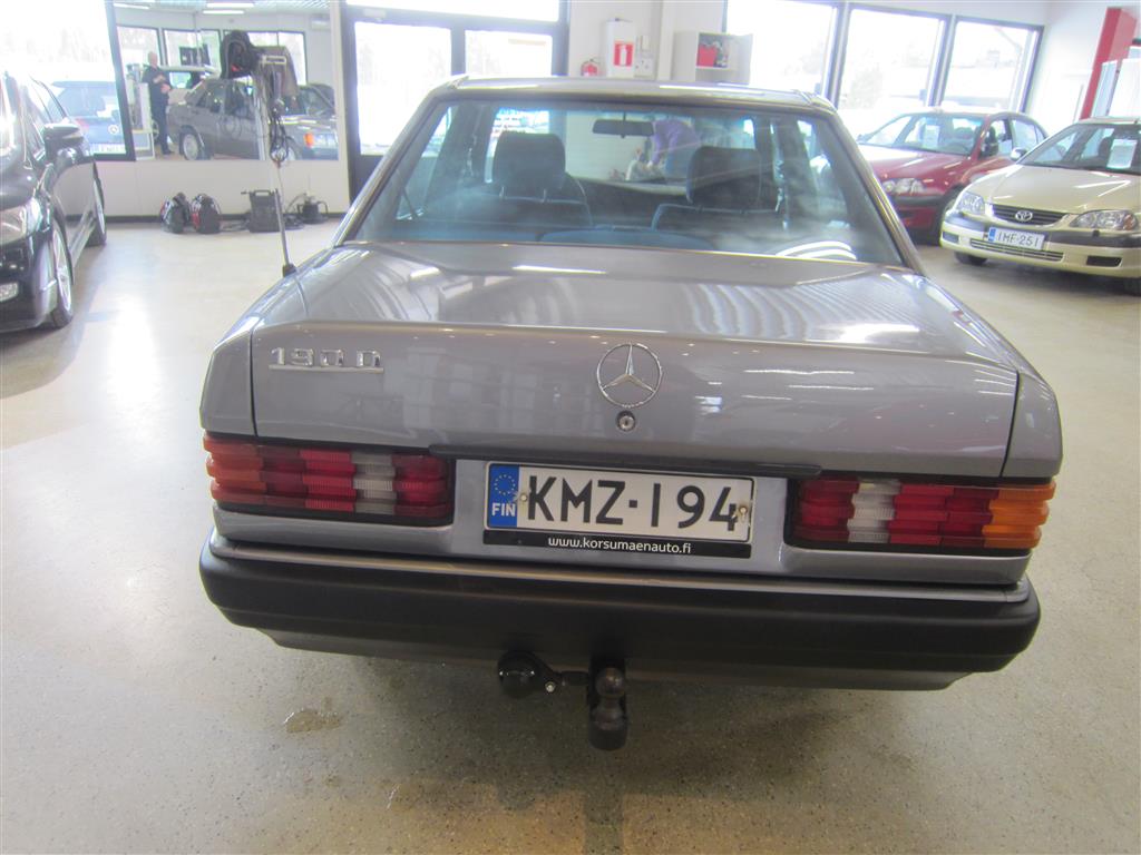 Mercedes-Benz 190 1990