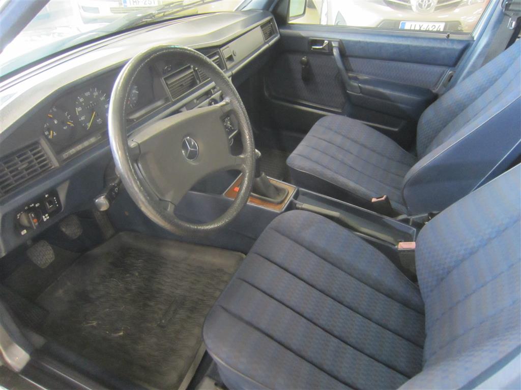 Mercedes-Benz 190 1990