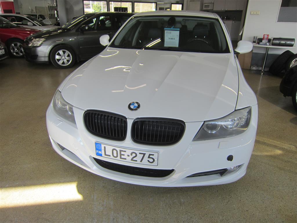 BMW 325 2009