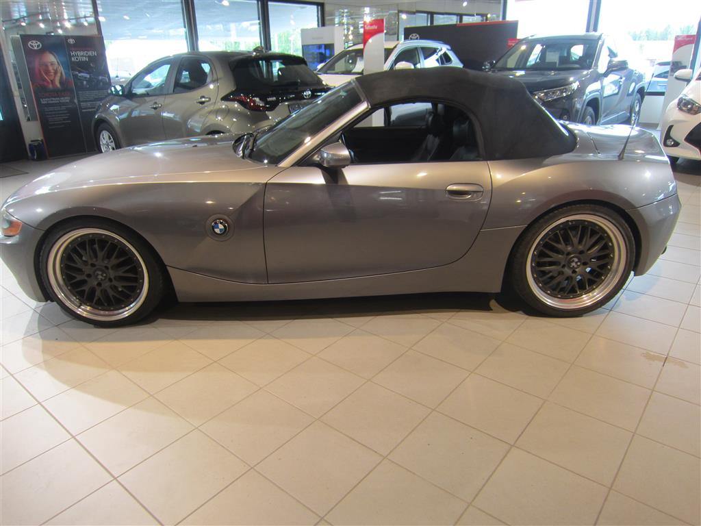 BMW Z4 2003
