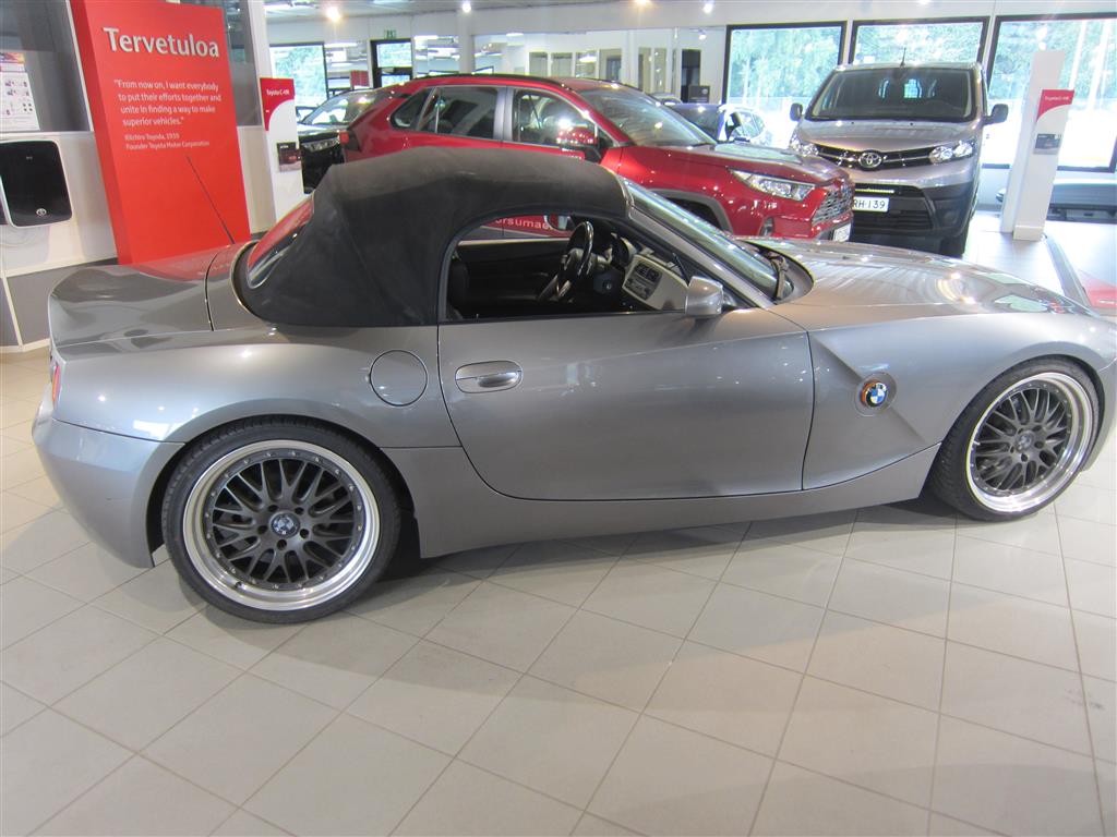 BMW Z4 2003