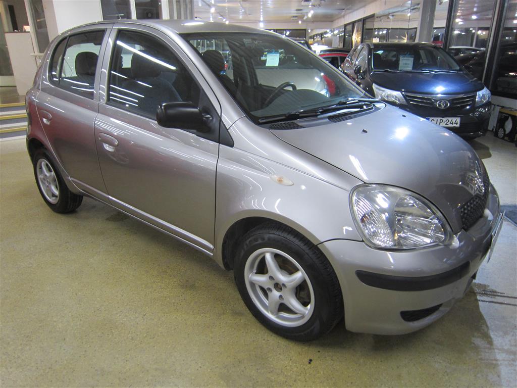 Toyota Yaris 2005