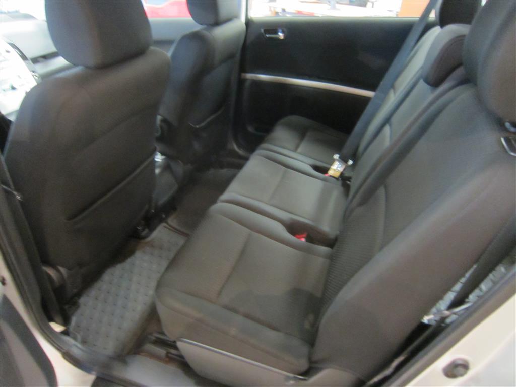 Toyota Corolla Verso 2004