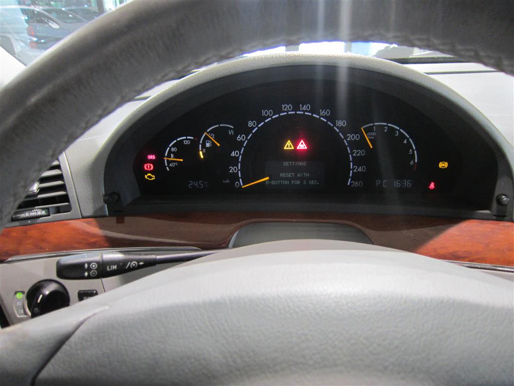 Mercedes-Benz S 2003