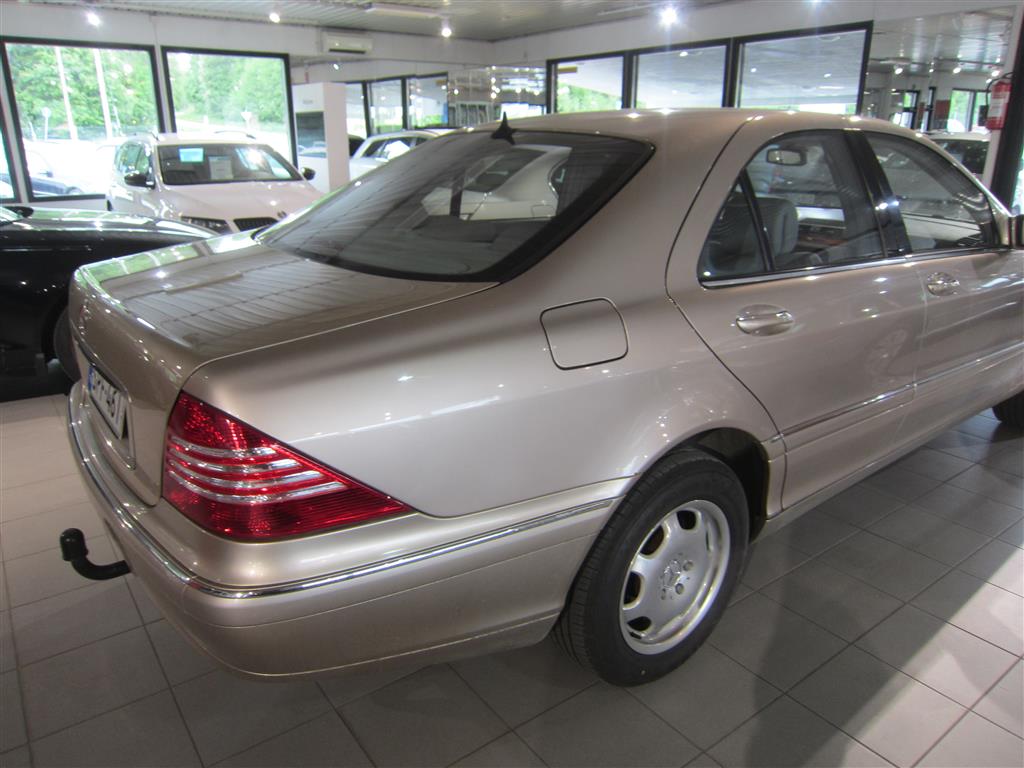 Mercedes-Benz S 2003