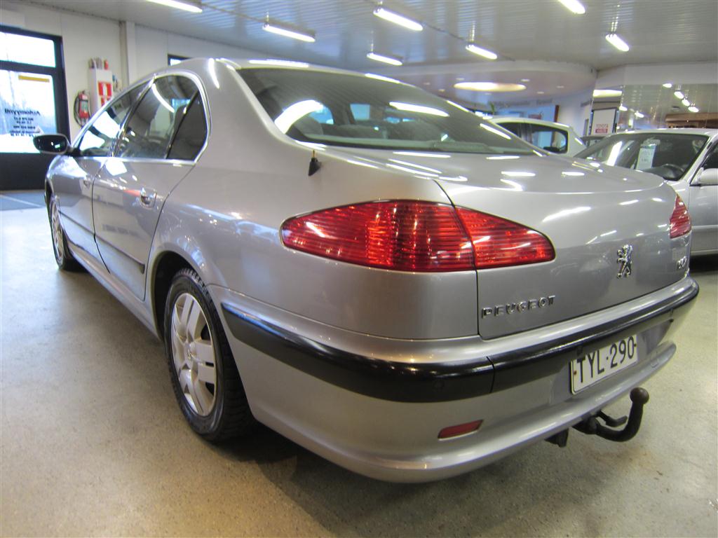Peugeot 607 2001