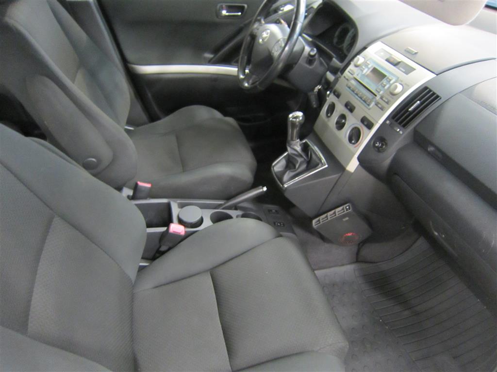 Toyota Corolla Verso 2005