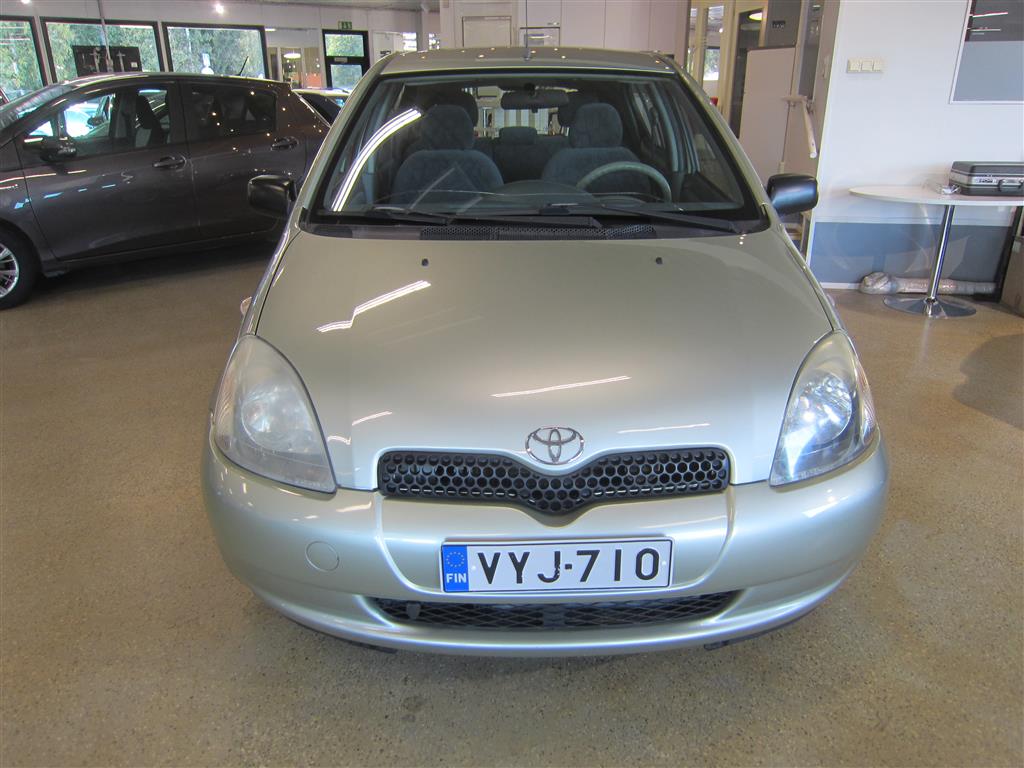 Toyota Yaris 2001
