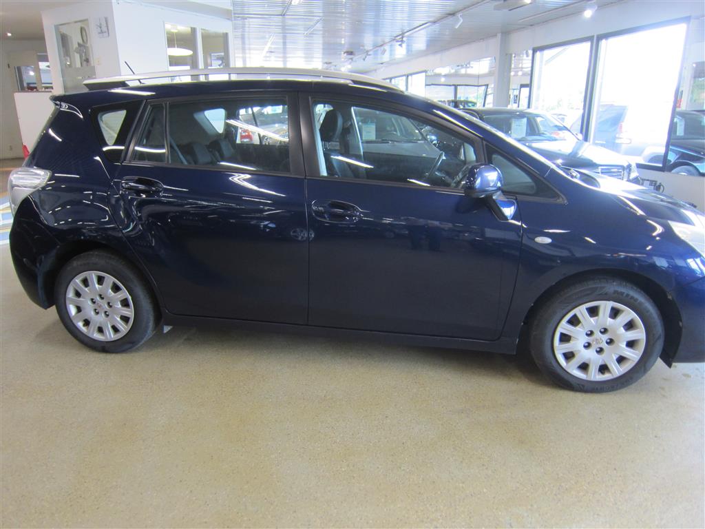 Toyota Verso 2009