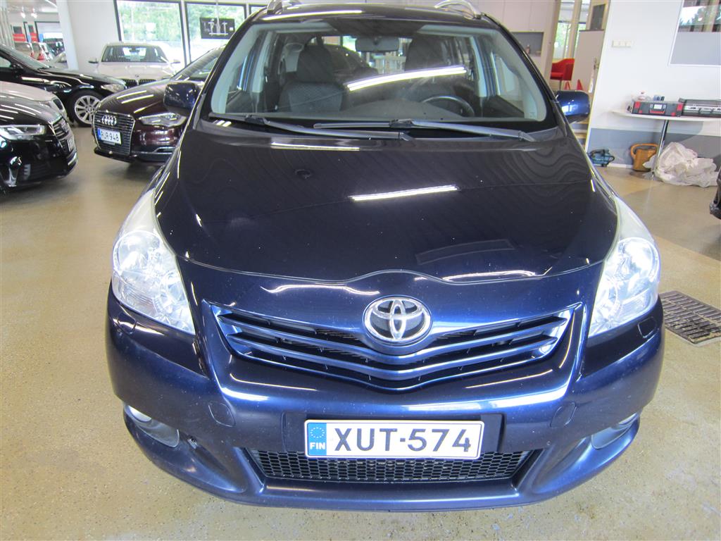 Toyota Verso 2009
