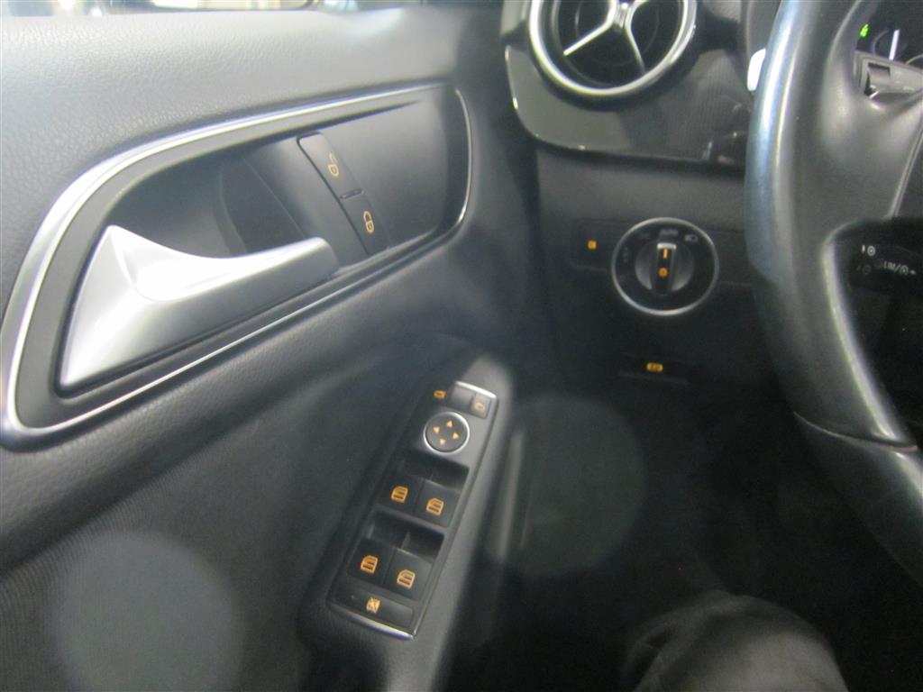 Mercedes-Benz B 2014