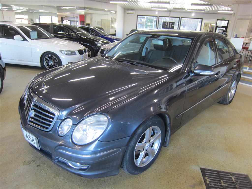 Mercedes-Benz E 2008