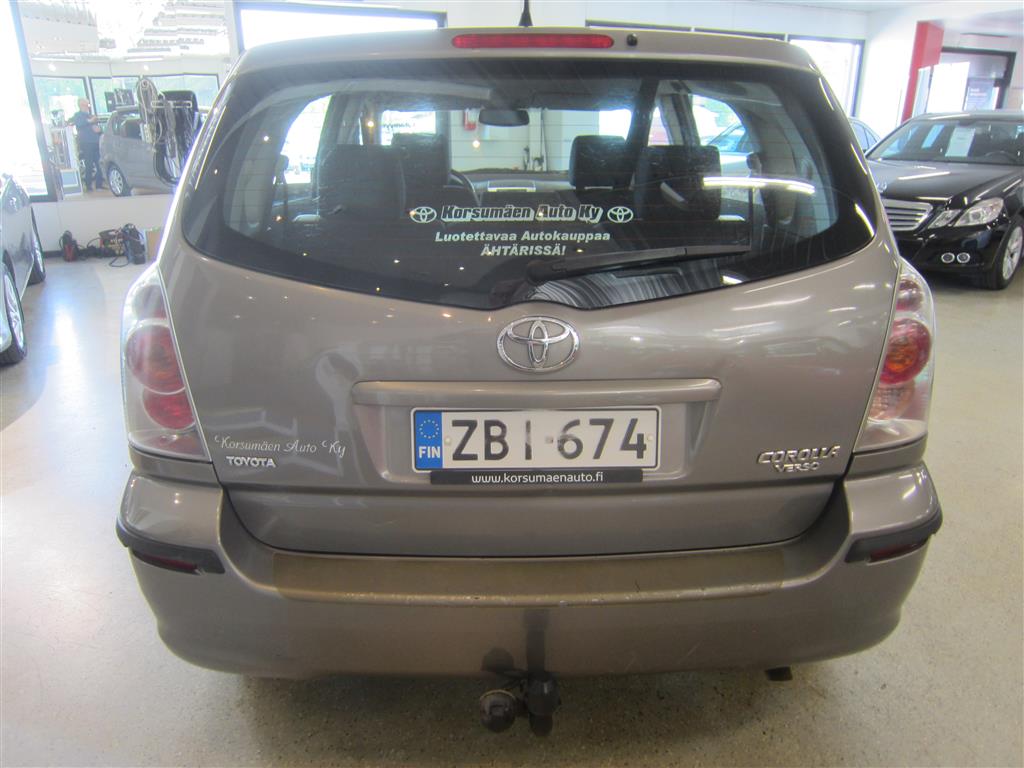 Toyota Corolla Verso 2005