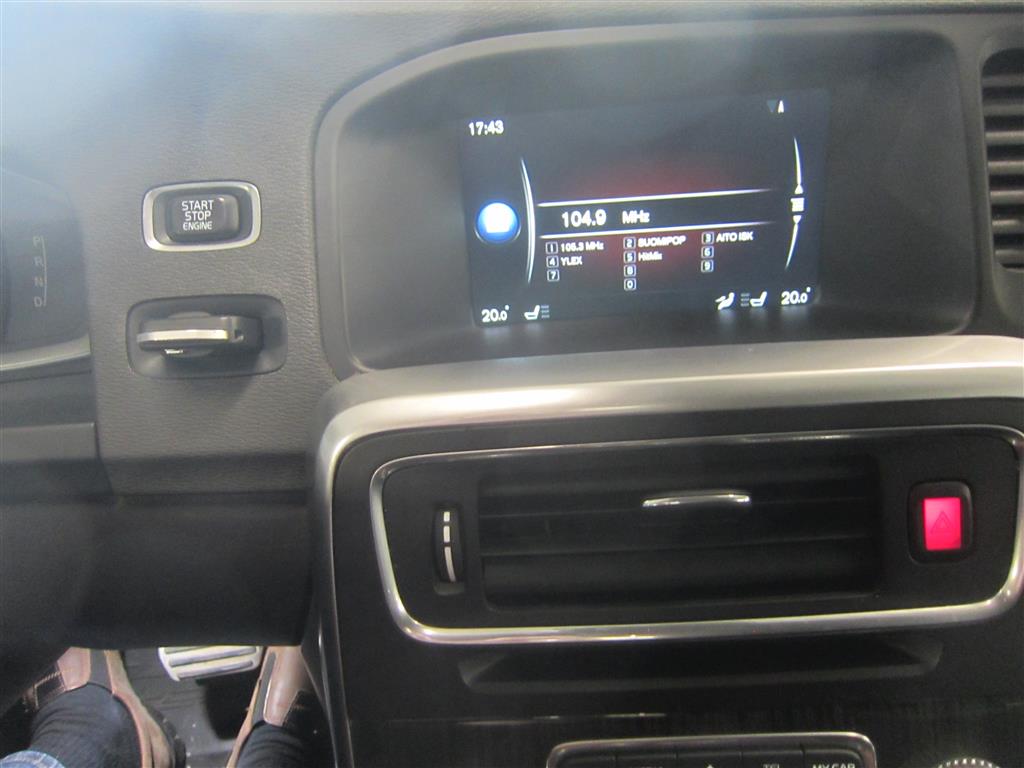Volvo V60 2015