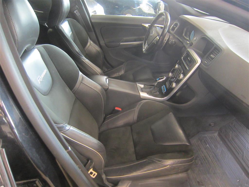 Volvo V60 2015