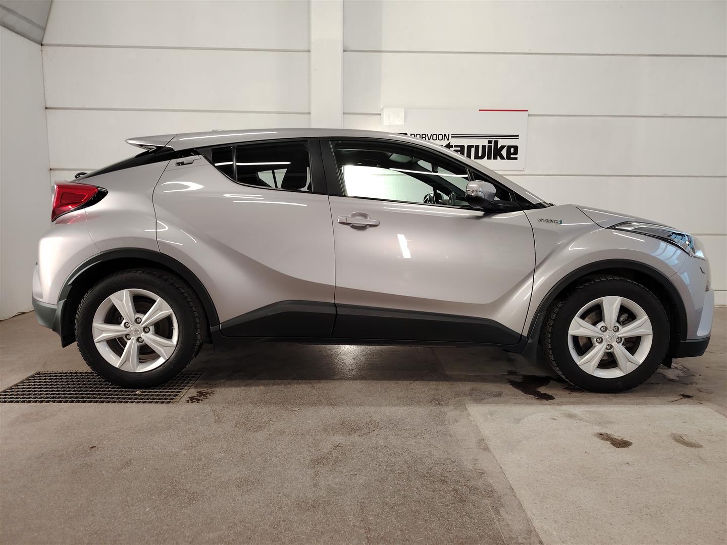 TOYOTA C-HR 2019