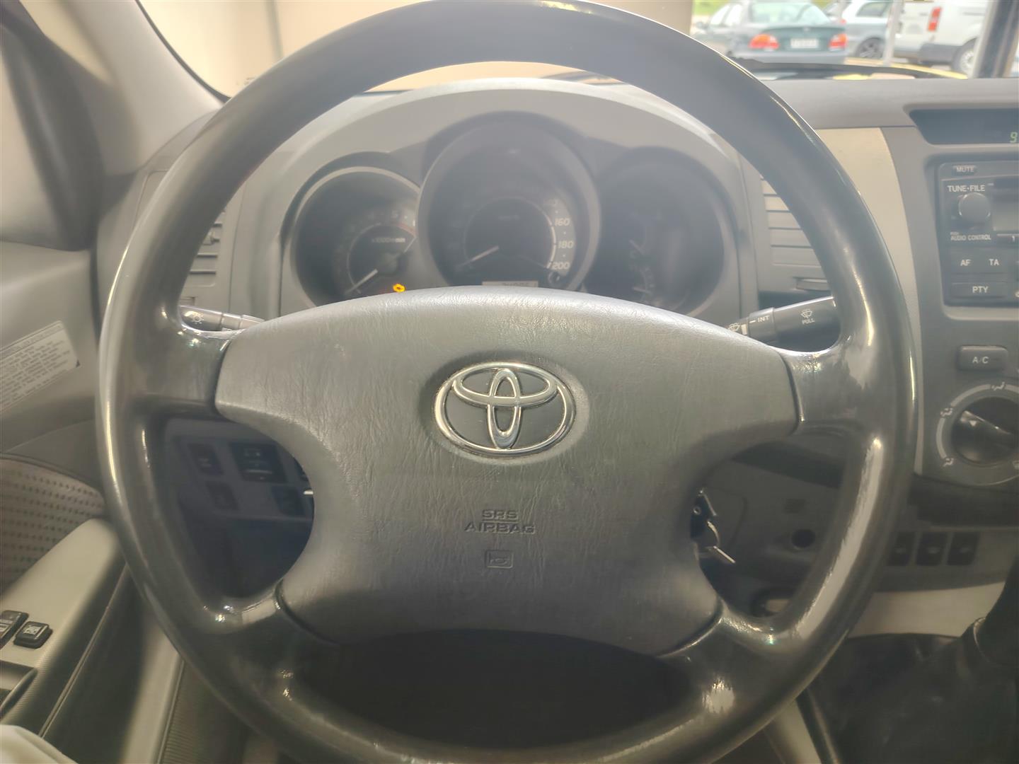 TOYOTA HILUX 2008