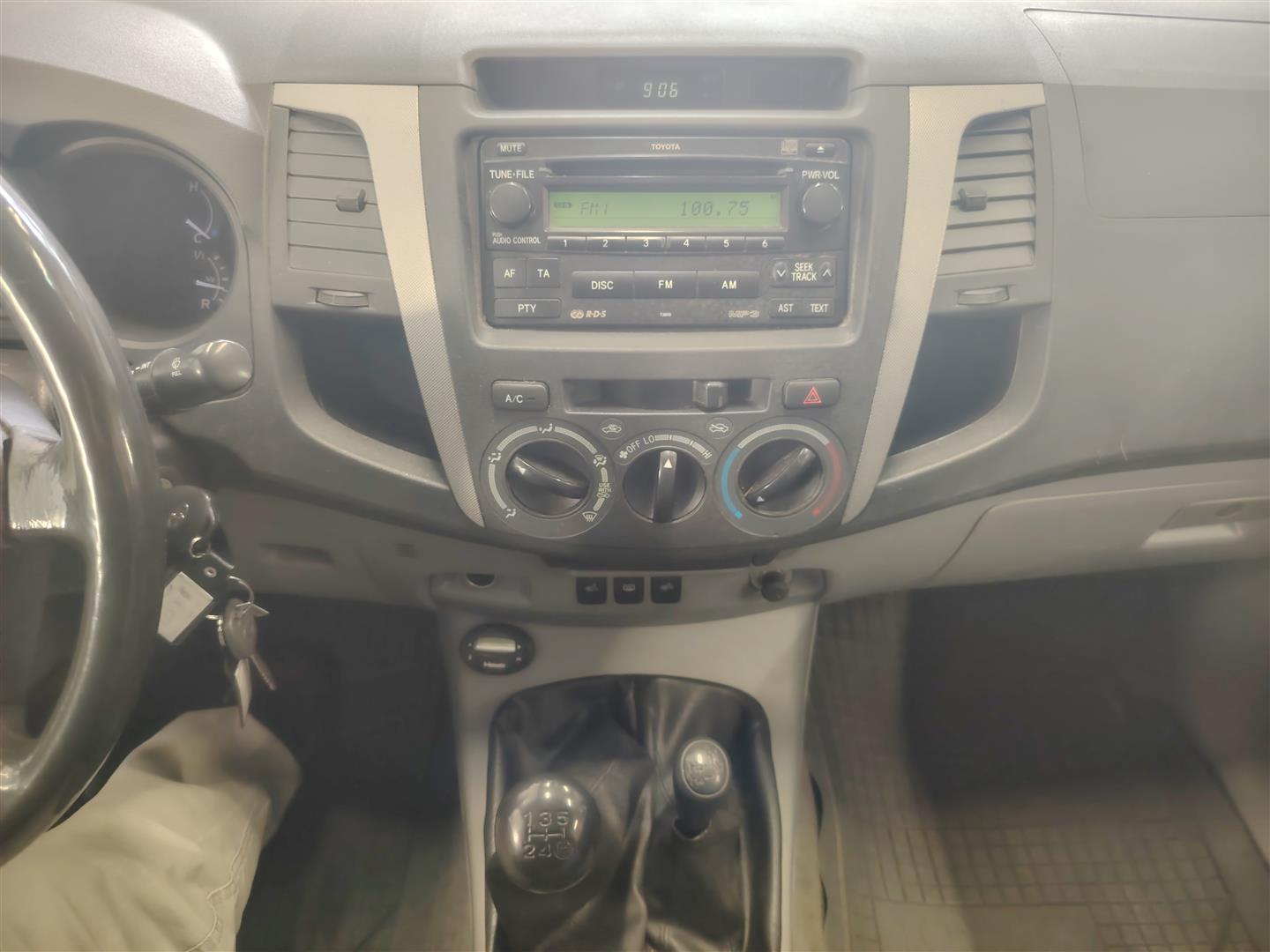 TOYOTA HILUX 2008