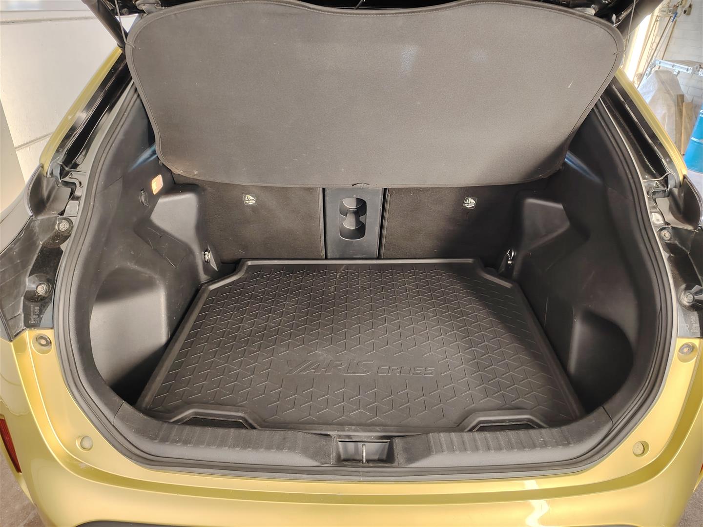 TOYOTA Yaris Cross 2021
