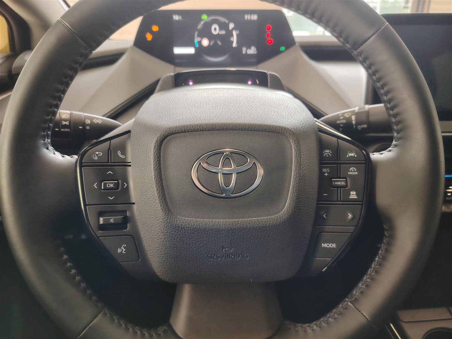 TOYOTA PRIUS PLUG-IN 2023