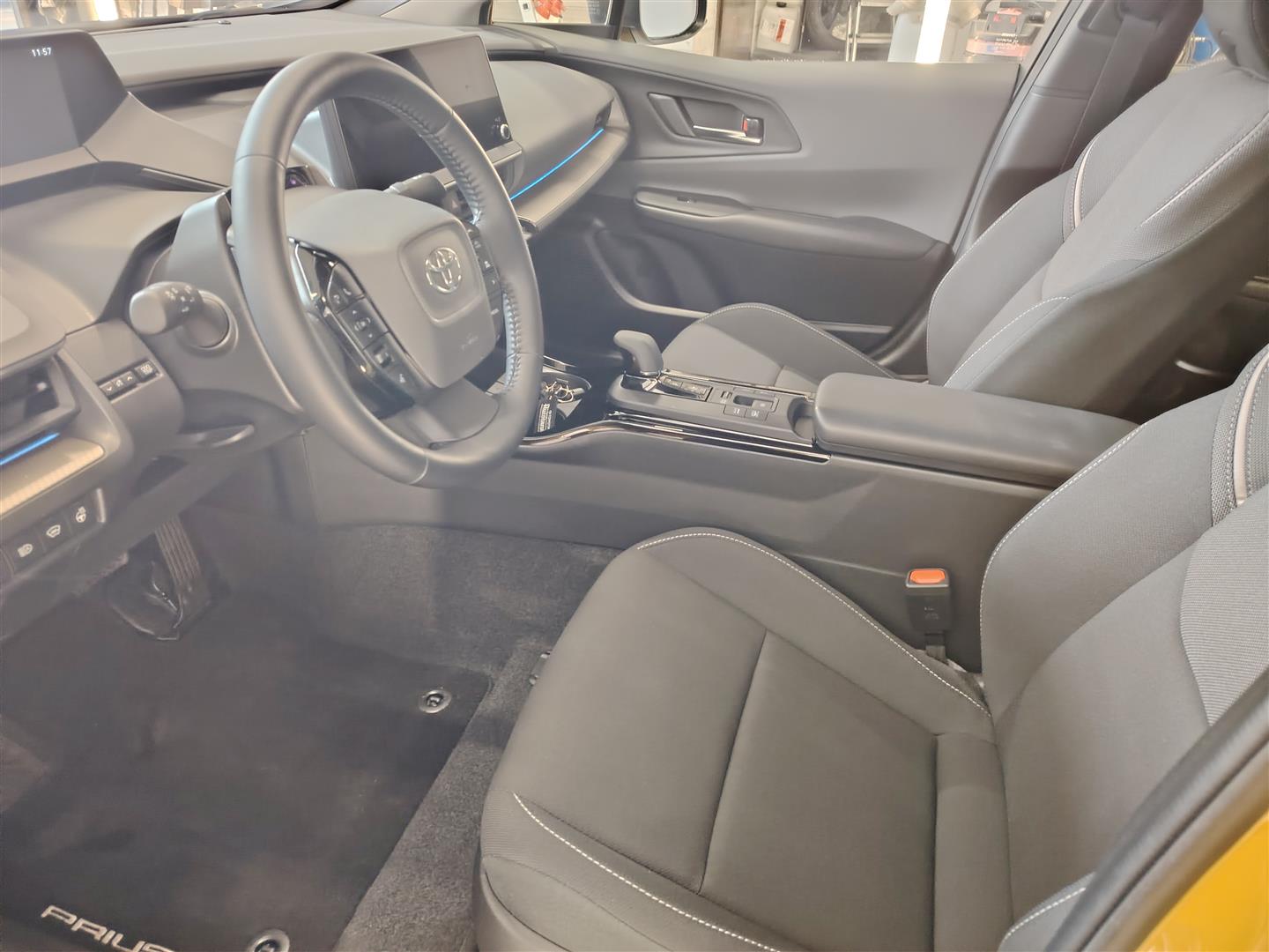 TOYOTA PRIUS PLUG-IN 2023