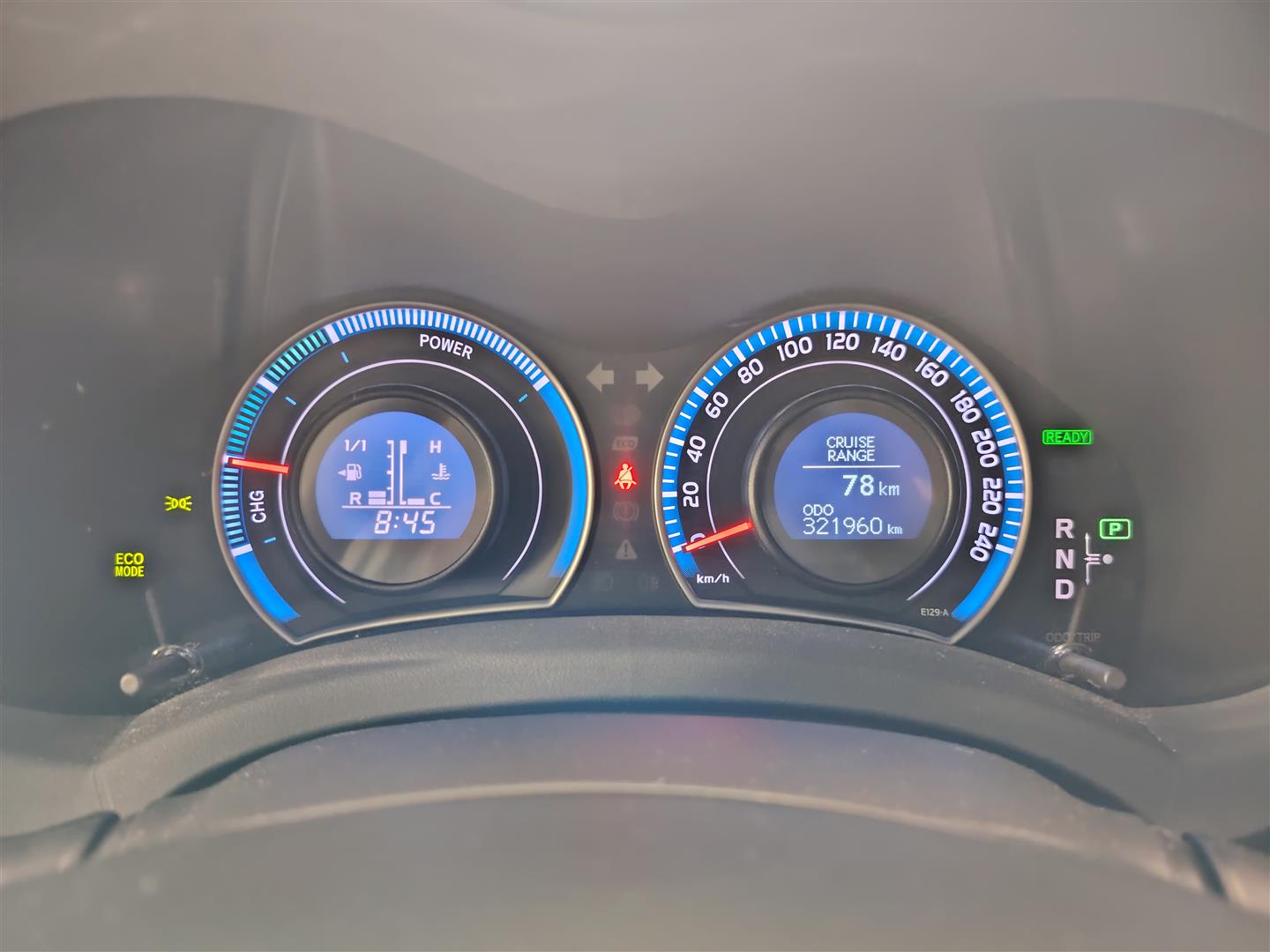 TOYOTA AURIS 2011