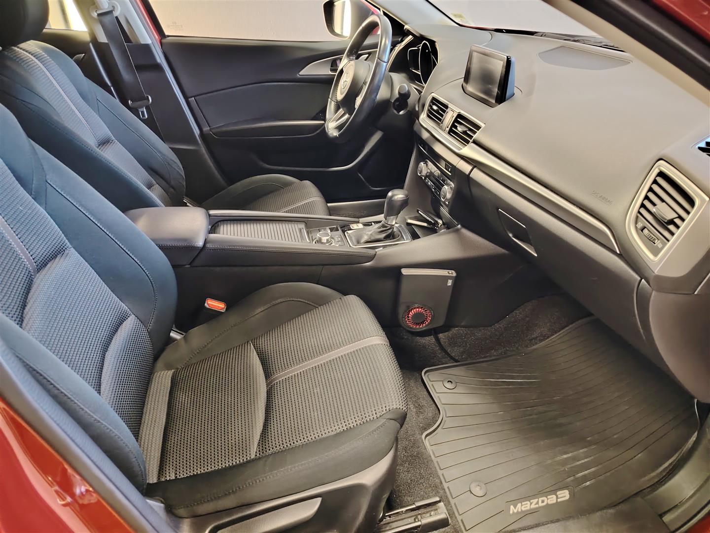 MAZDA MAZDA3 2018