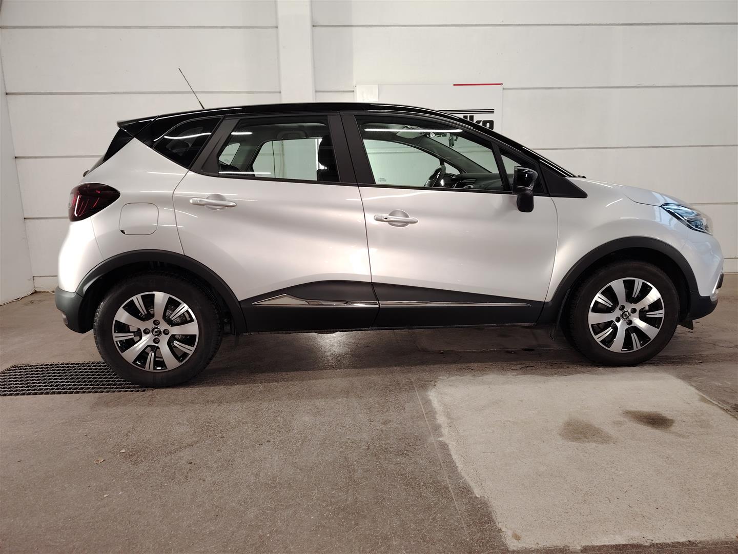 RENAULT Captur 2019