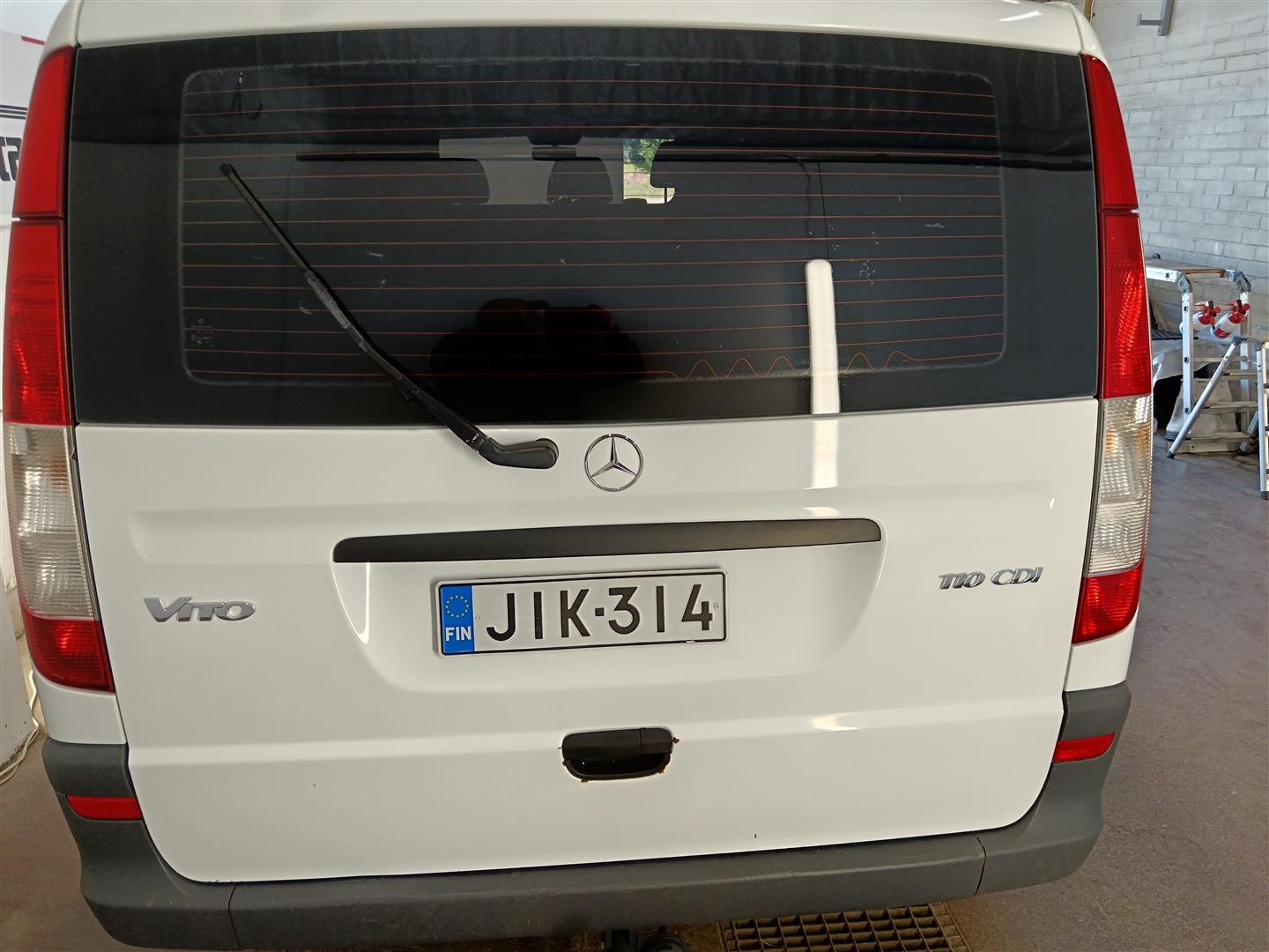 MERCEDES-BENZ VITO 2011