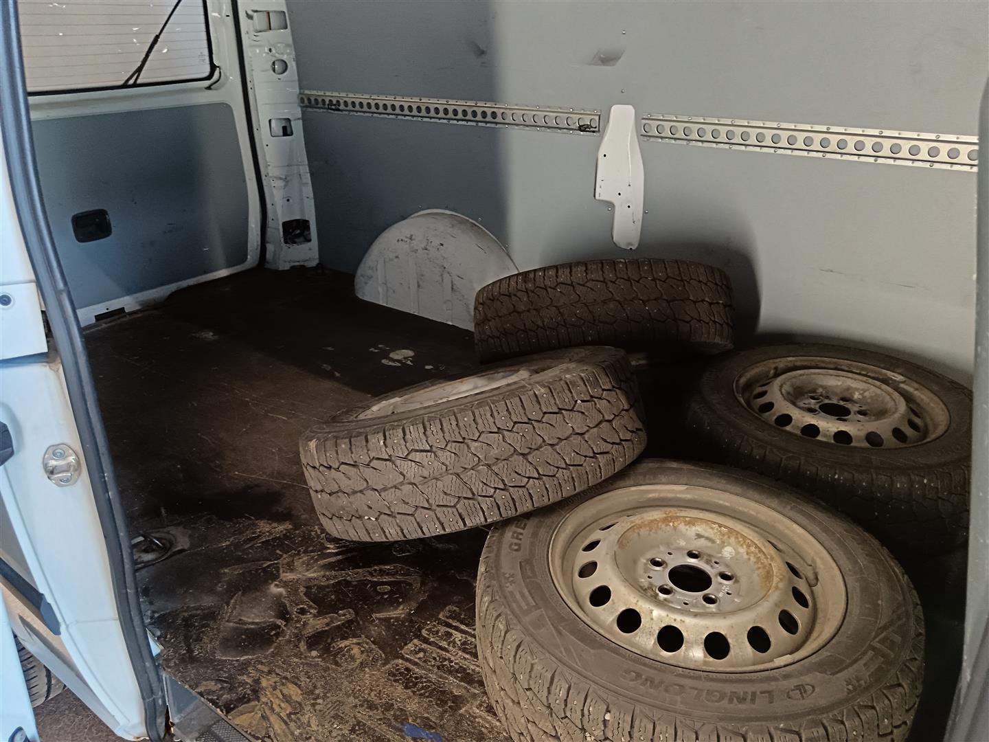 MERCEDES-BENZ VITO 2011