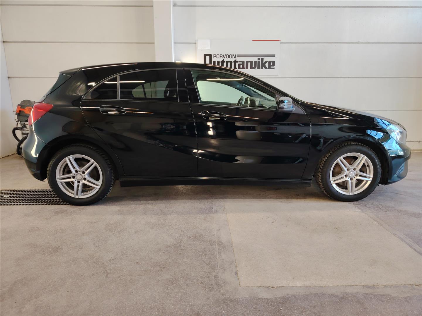 MERCEDES-BENZ A 2013