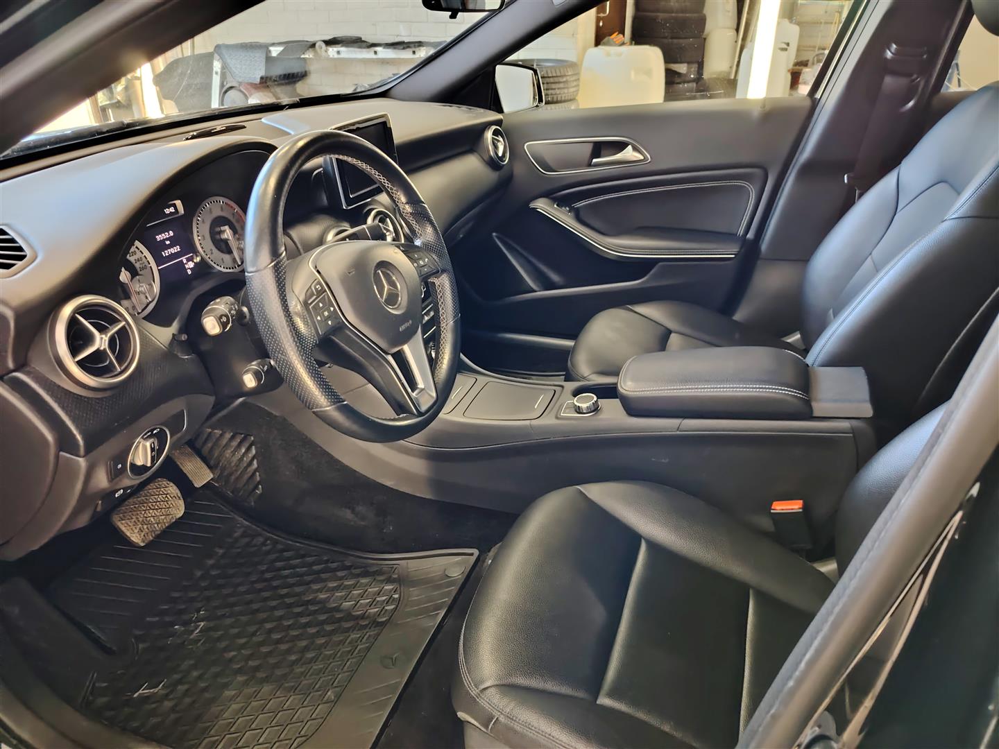 MERCEDES-BENZ A 2013