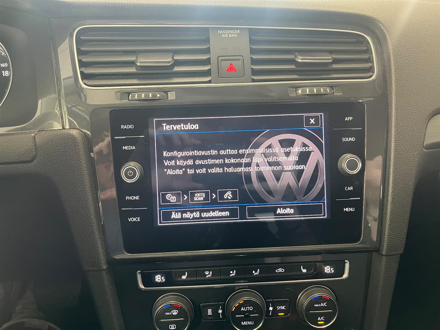 VOLKSWAGEN GOLF 2019