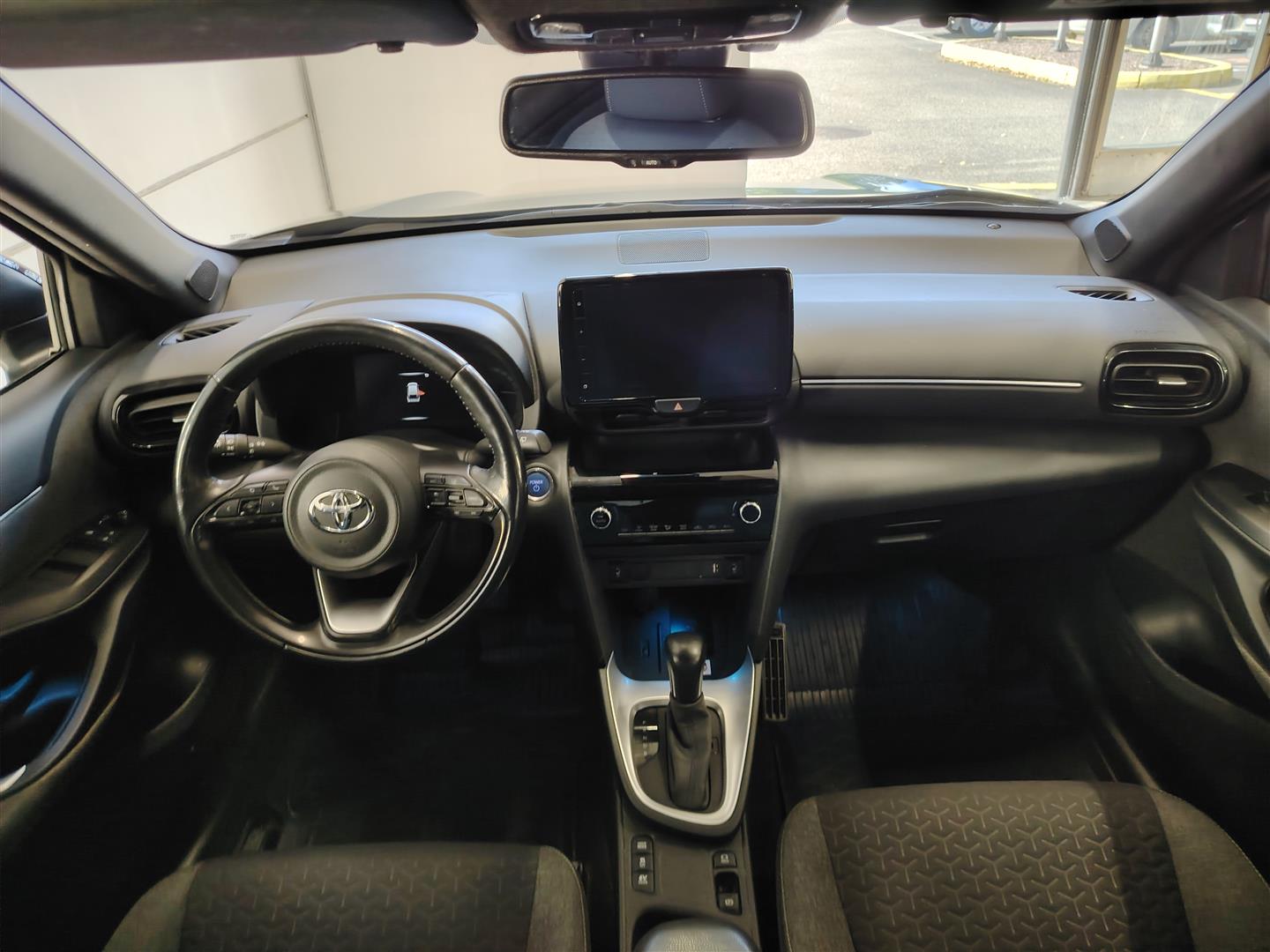 TOYOTA Yaris Cross 2022